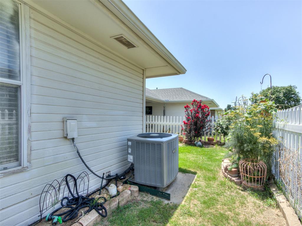 2131 Nw 155th Street Property Photo 22