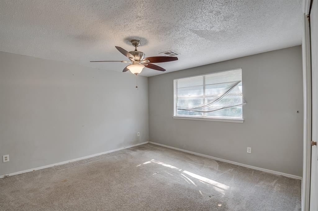 9305 S Winston Way Property Photo 18