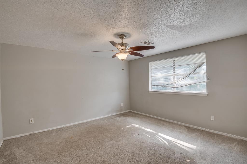 9305 S Winston Way Property Photo 24