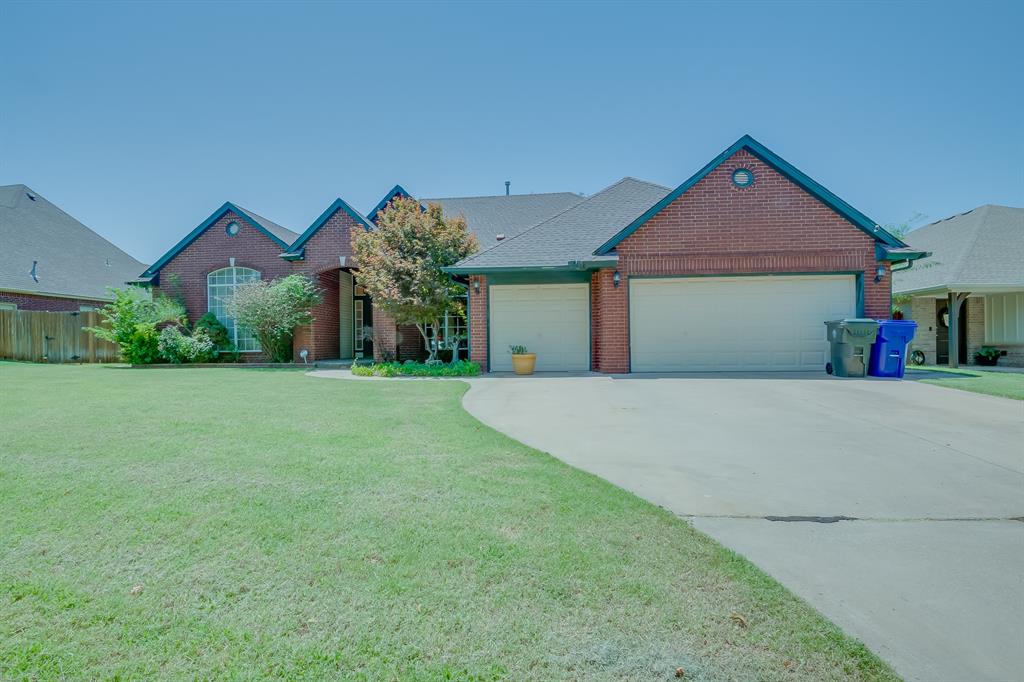 821 Leisure Drive Property Photo 2