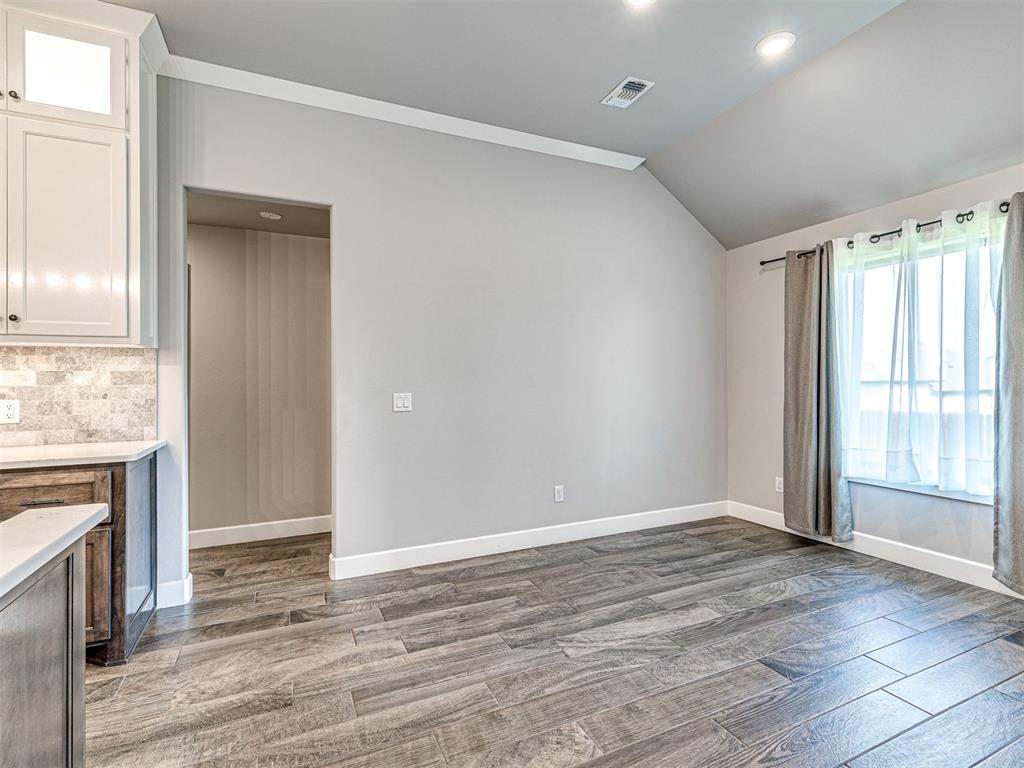 4305 Nw 156th Place Property Photo 27