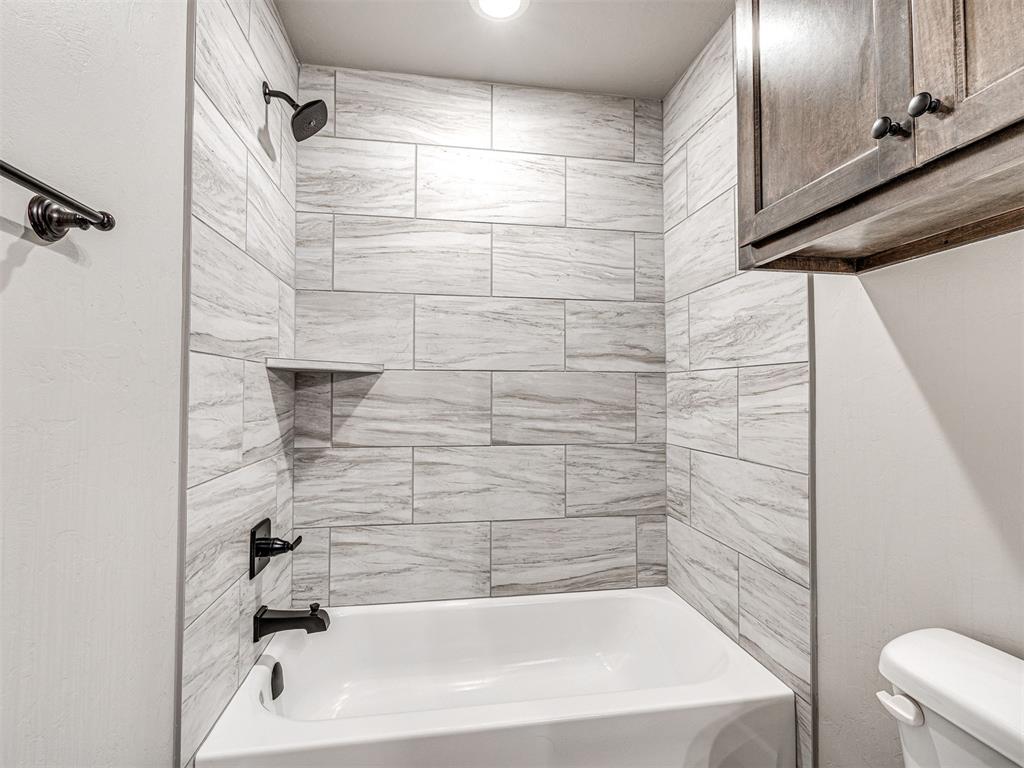 4305 Nw 156th Place Property Photo 50