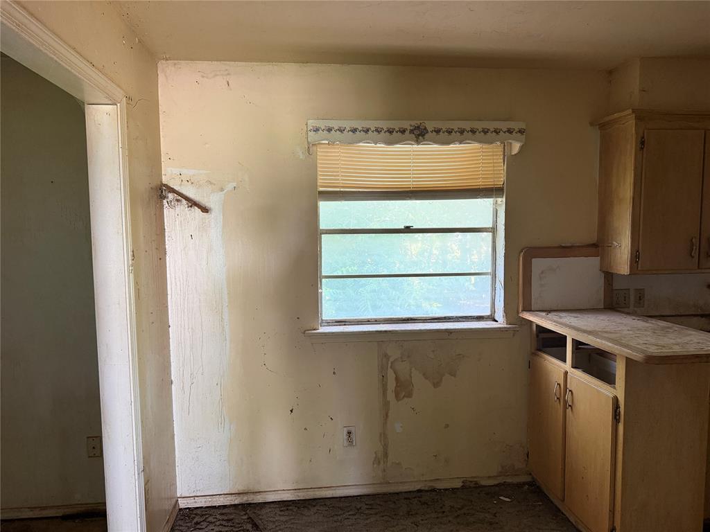 1340 Sw 77th Place Property Photo 4