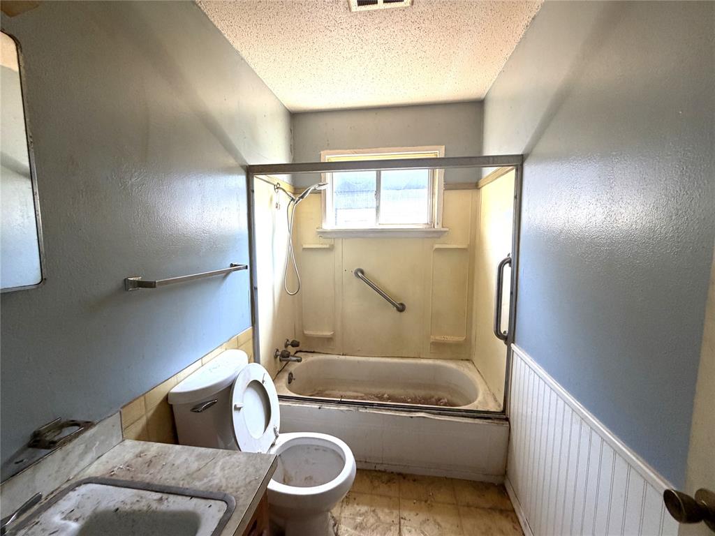 1340 Sw 77th Place Property Photo 7
