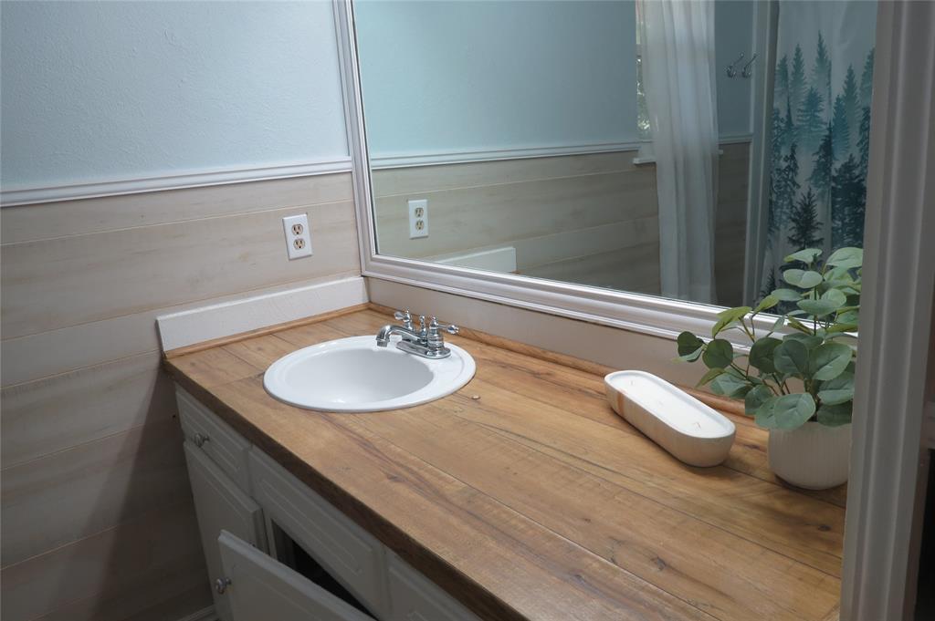 11229 Ns 3570 Road Property Photo 42