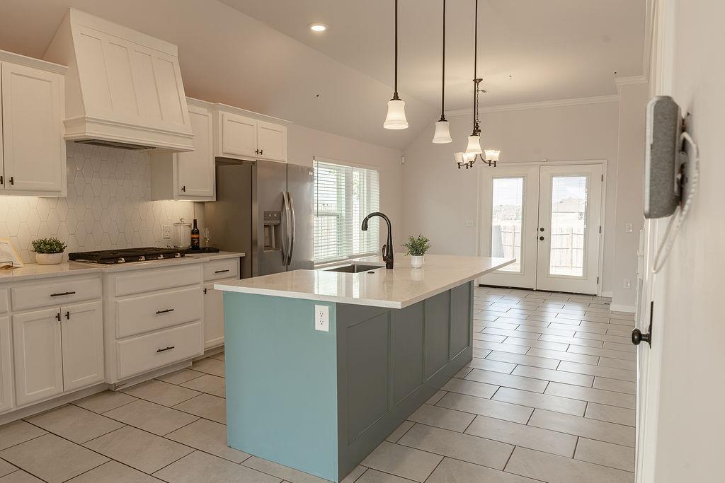 18340 Autumn Grove Drive Property Photo 11