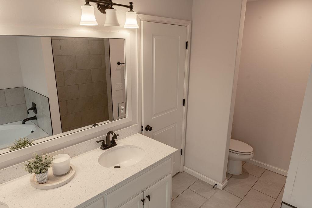 18340 Autumn Grove Drive Property Photo 20