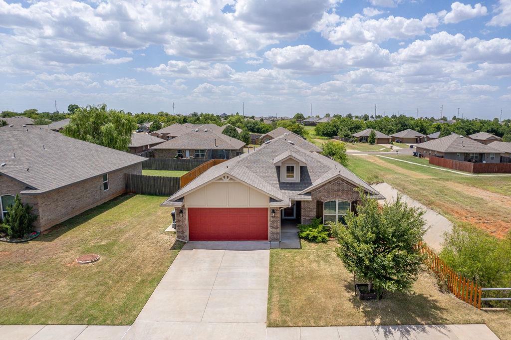 15909 Capulet Drive Property Photo 2