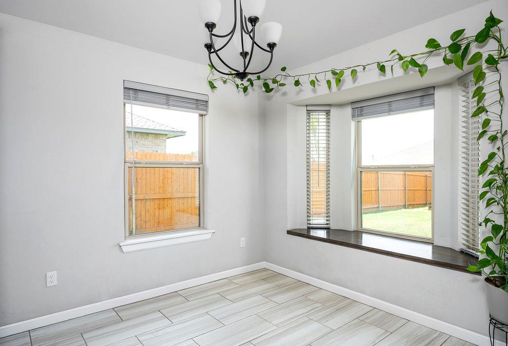 15909 Capulet Drive Property Photo 8