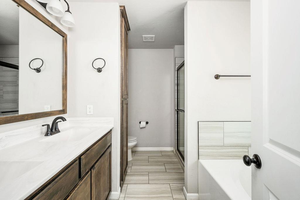 15909 Capulet Drive Property Photo 19