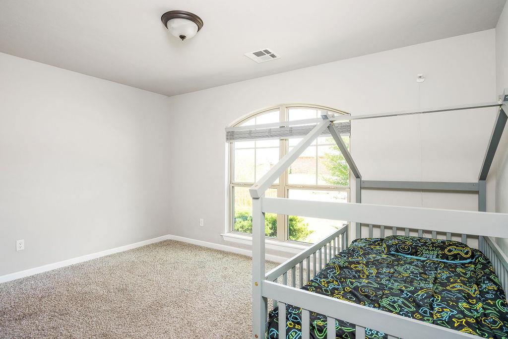 15909 Capulet Drive Property Photo 21