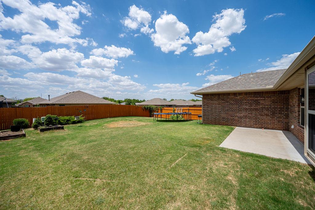 15909 Capulet Drive Property Photo 29