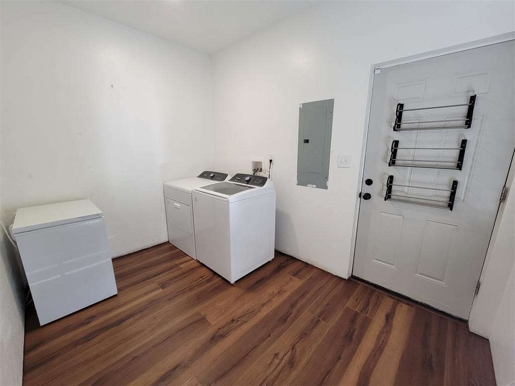 2913 Ne 120th Street Property Photo 10