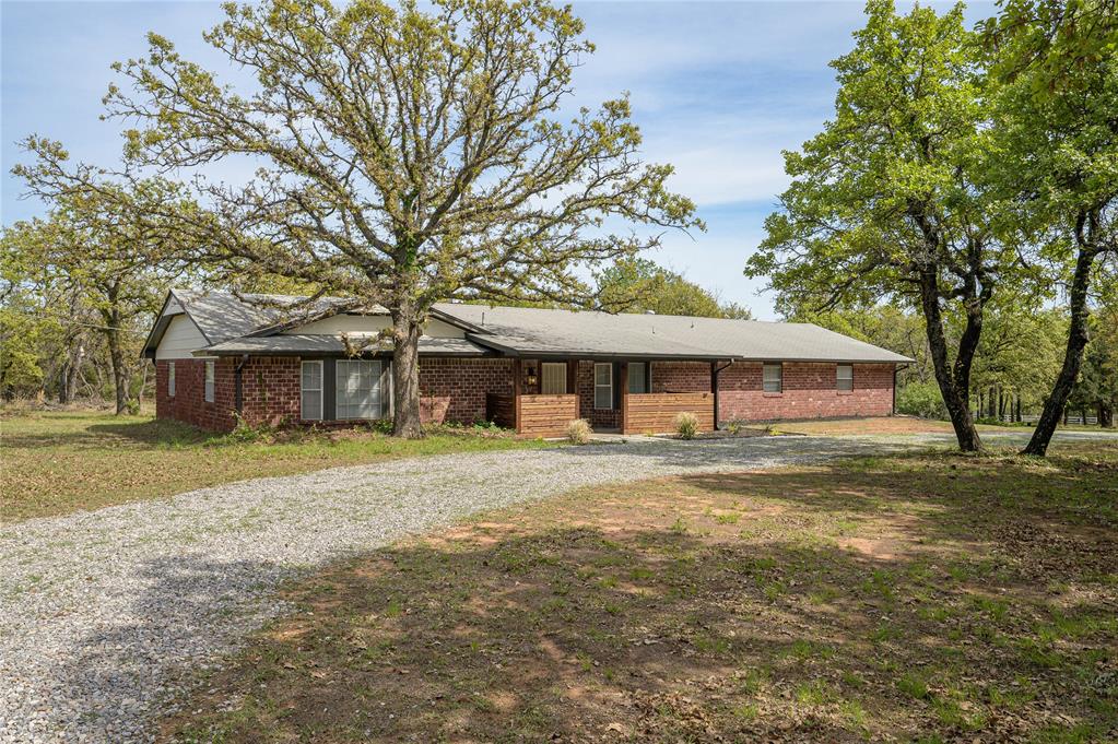 1172 Woodcrest Drive Property Photo 8