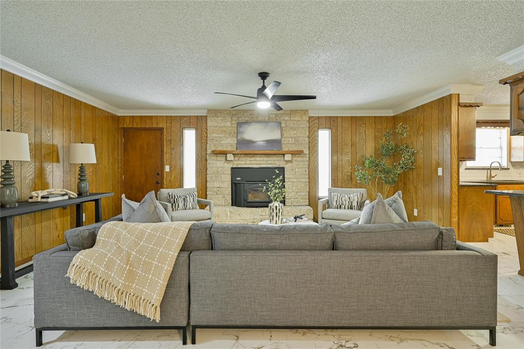 1172 Woodcrest Drive Property Photo 13