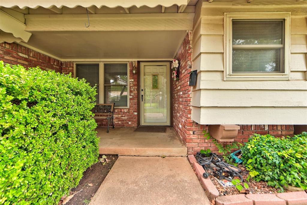 6324 S Dewey Avenue Property Photo 7