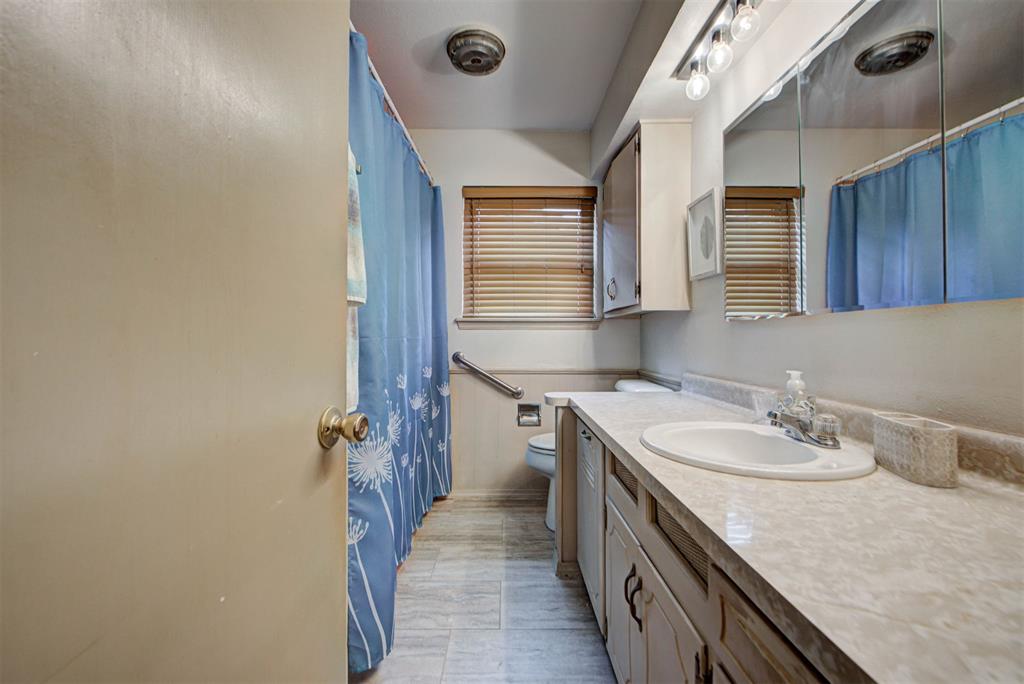 6324 S Dewey Avenue Property Photo 34