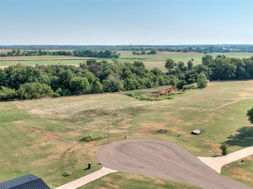 3942 Bluestem Circle Property Photo 2