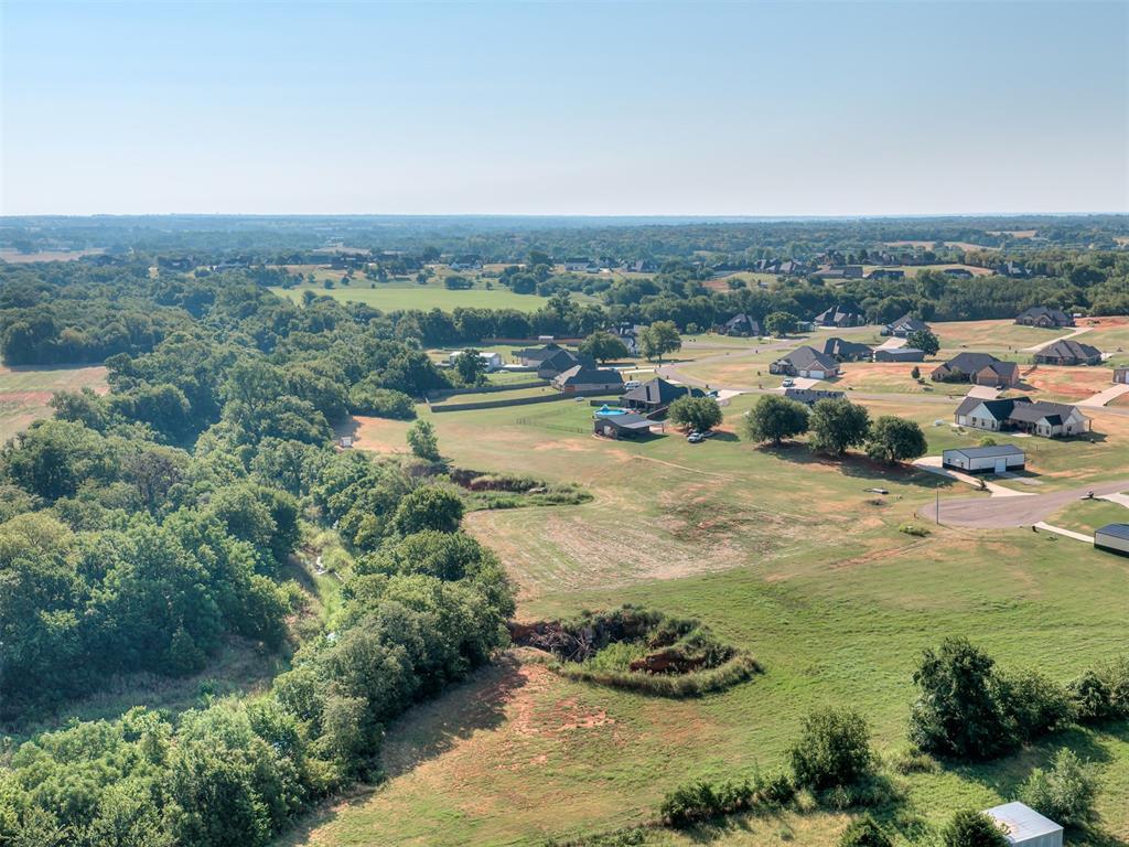 3942 Bluestem Circle Property Photo 6