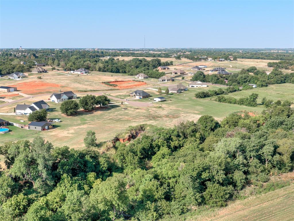 3942 Bluestem Circle Property Photo 7