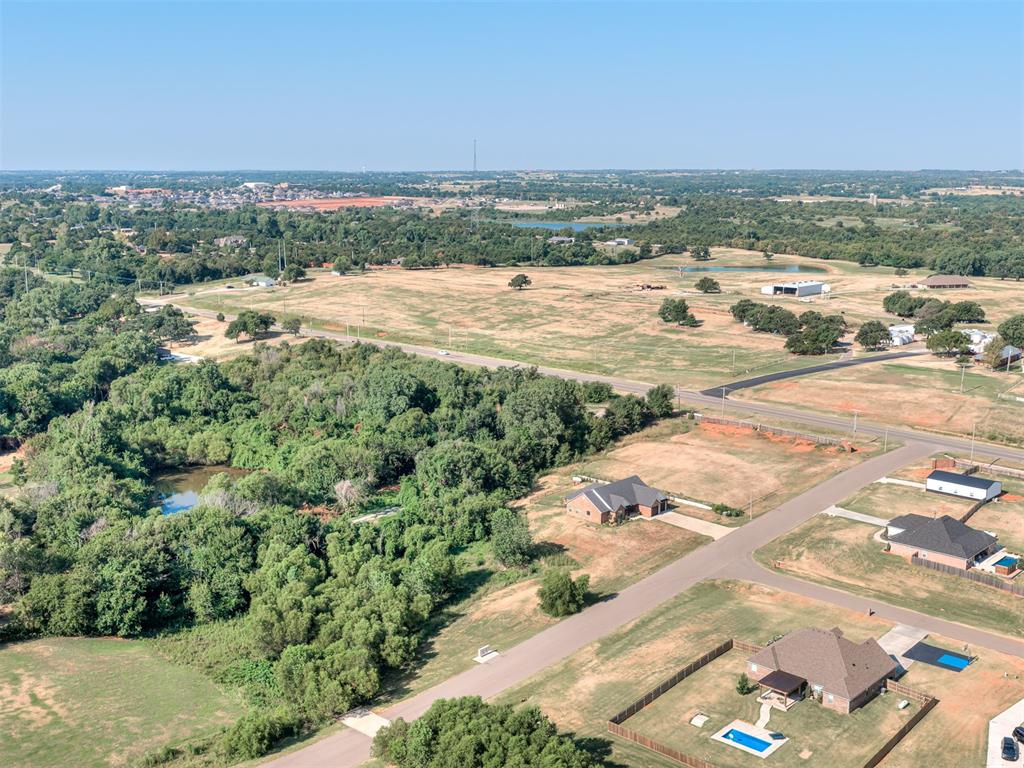 3942 Bluestem Circle Property Photo 10