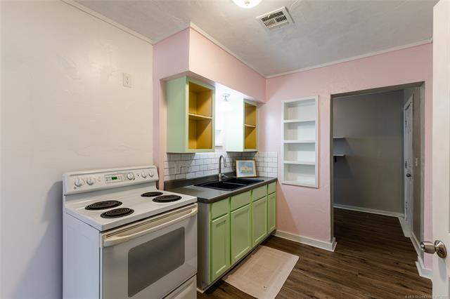 512 N Francis Street Property Photo 13