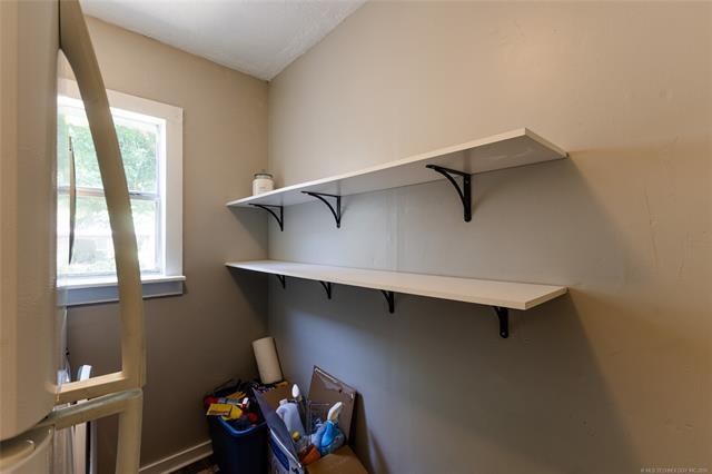 512 N Francis Street Property Photo 16