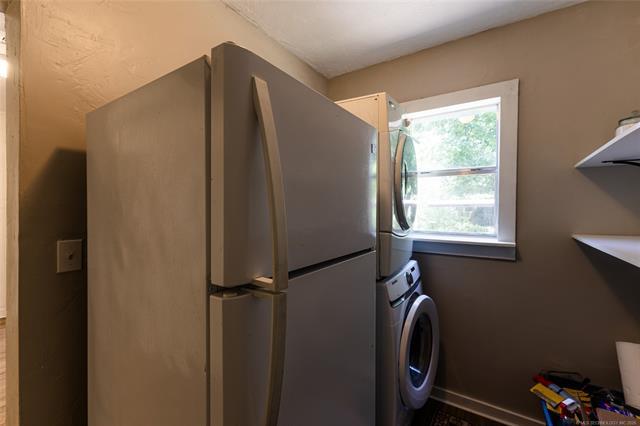 512 N Francis Street Property Photo 17