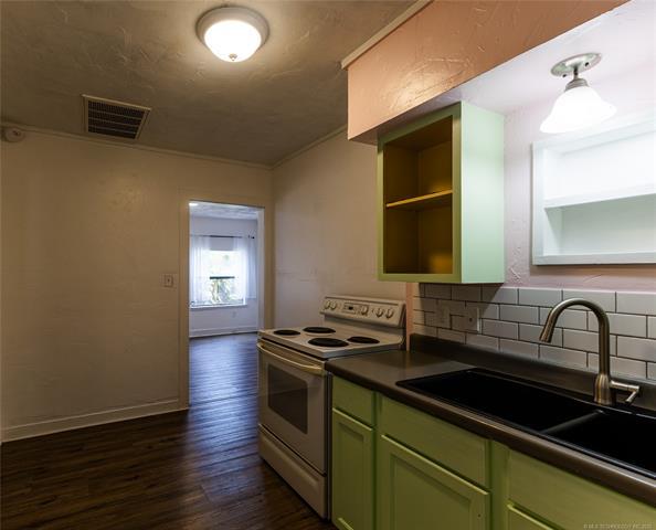 512 N Francis Street Property Photo 19