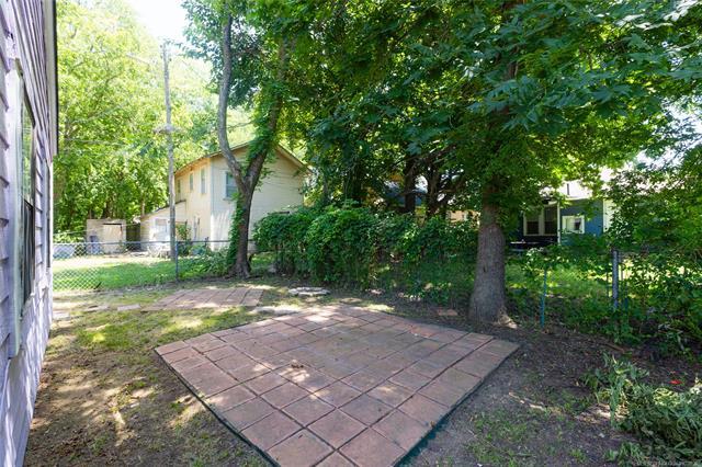 512 N Francis Street Property Photo 29