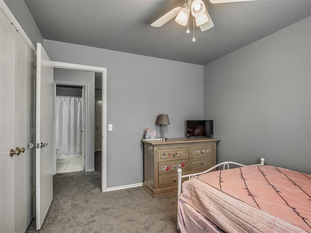 4108 Wood Castle Street Property Photo 29