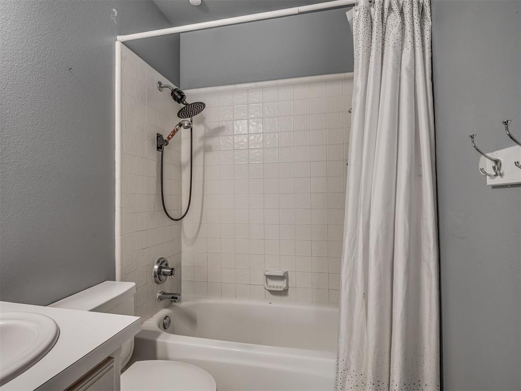 4108 Wood Castle Street Property Photo 31