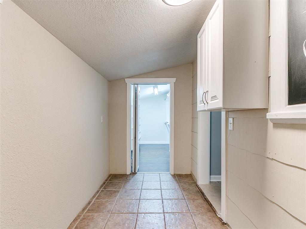 305 Se 1st Street Property Photo 27