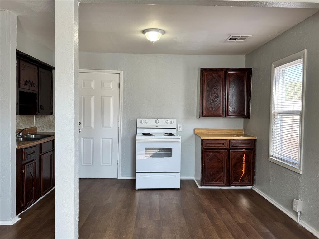6515 Anderson Drive Property Photo 4