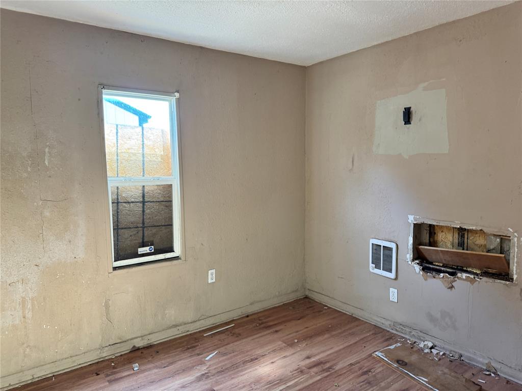 3309 S Goff Avenue Property Photo 5