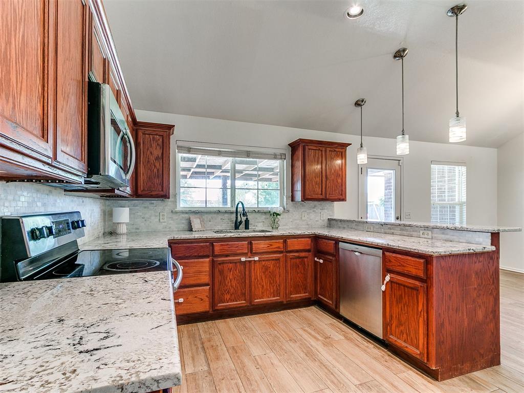 16104 Cantera Creek Drive Property Photo 12