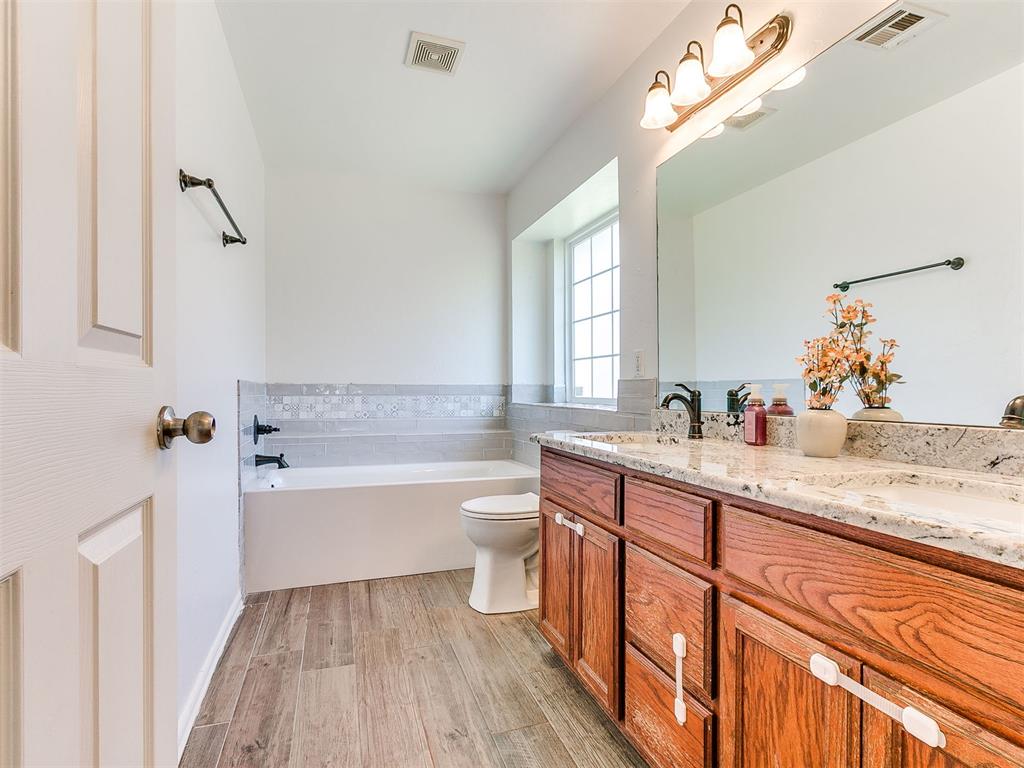16104 Cantera Creek Drive Property Photo 18