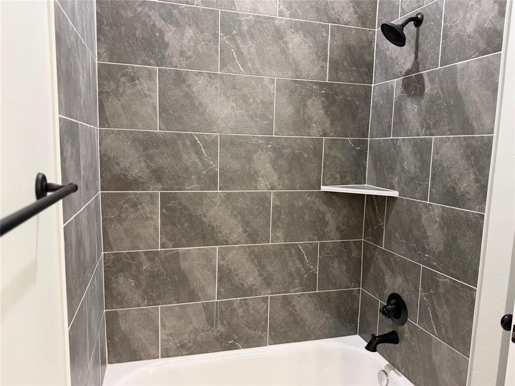 12716 Nw 142nd Street Property Photo 9