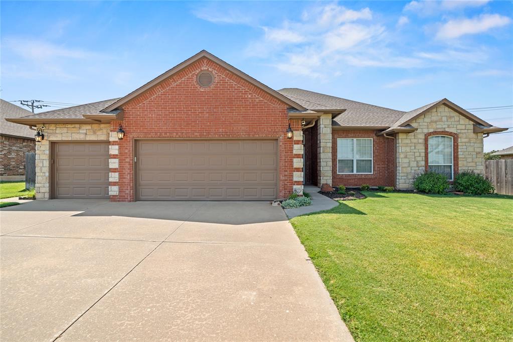 10809 Middlesbrough Lane Property Photo 1