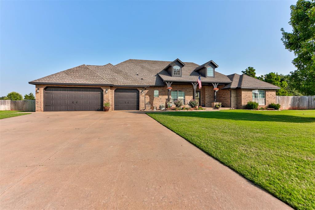 1479 Sunset Circle Property Photo 1