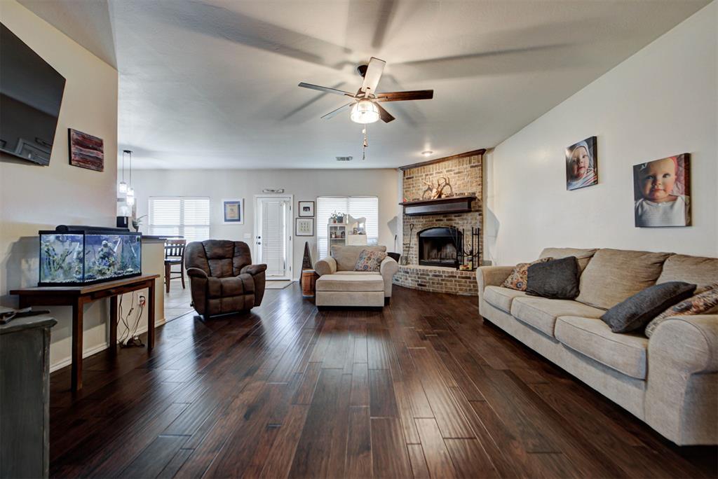 1479 Sunset Circle Property Photo 6