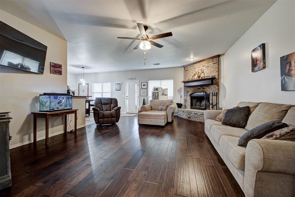 1479 Sunset Circle Property Photo 7