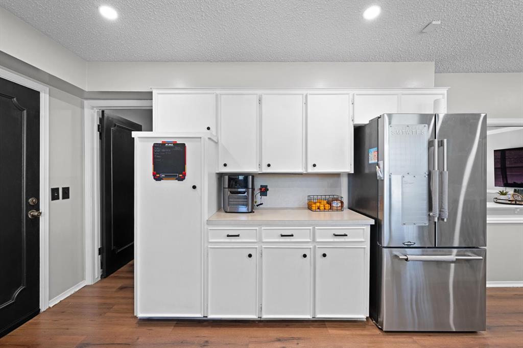 6424 N Sterling Drive Property Photo 13