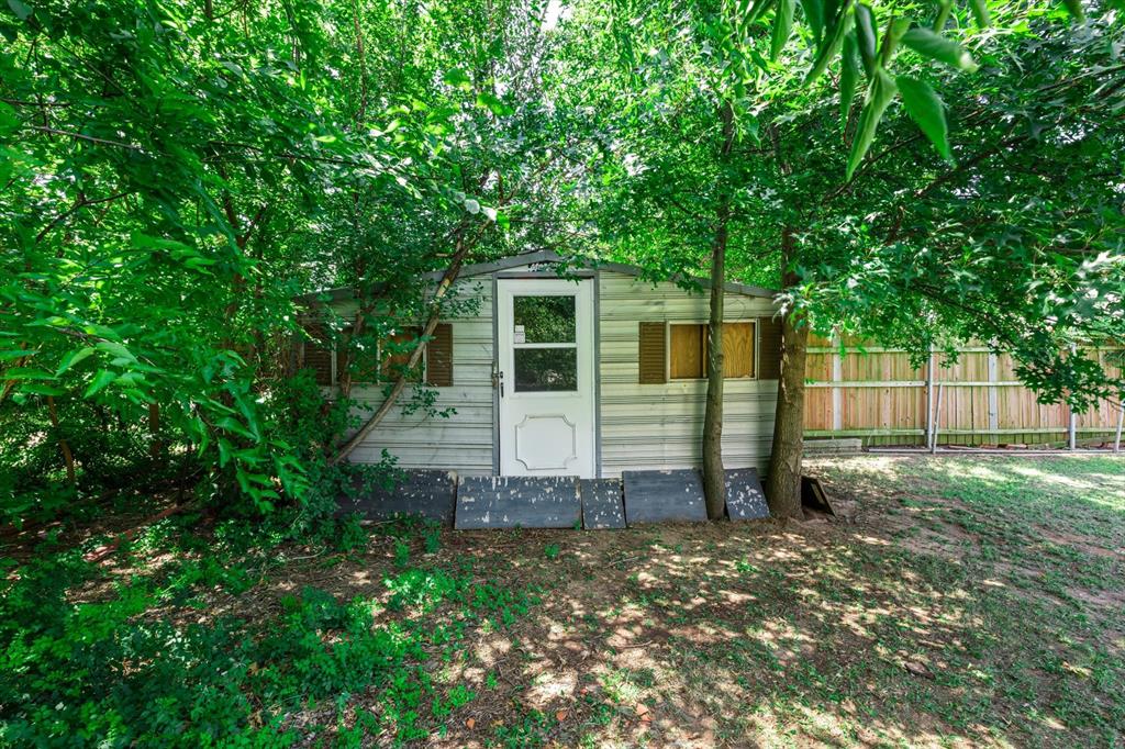 6424 N Sterling Drive Property Photo 44