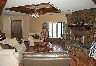 10500 S Garnada Lane Property Photo 6