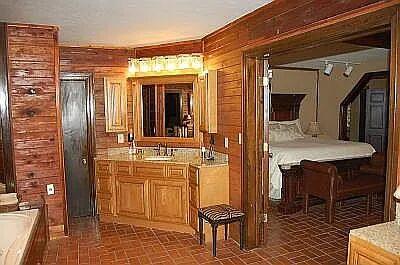 10500 S Garnada Lane Property Photo 7