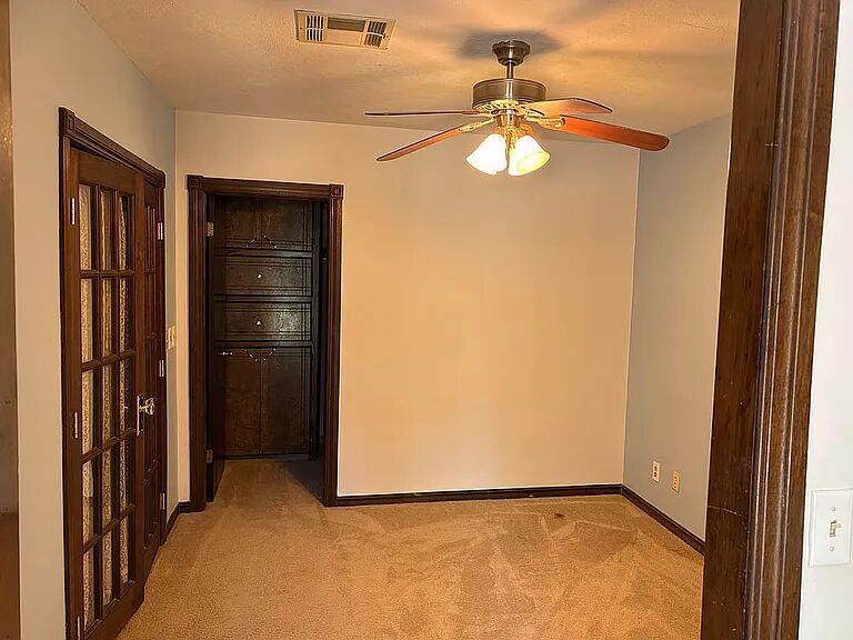 10500 S Garnada Lane Property Photo 21