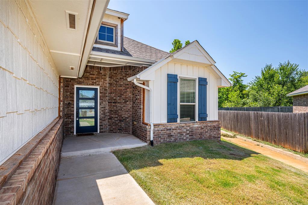 4320 Palmetto Trail Property Photo 2