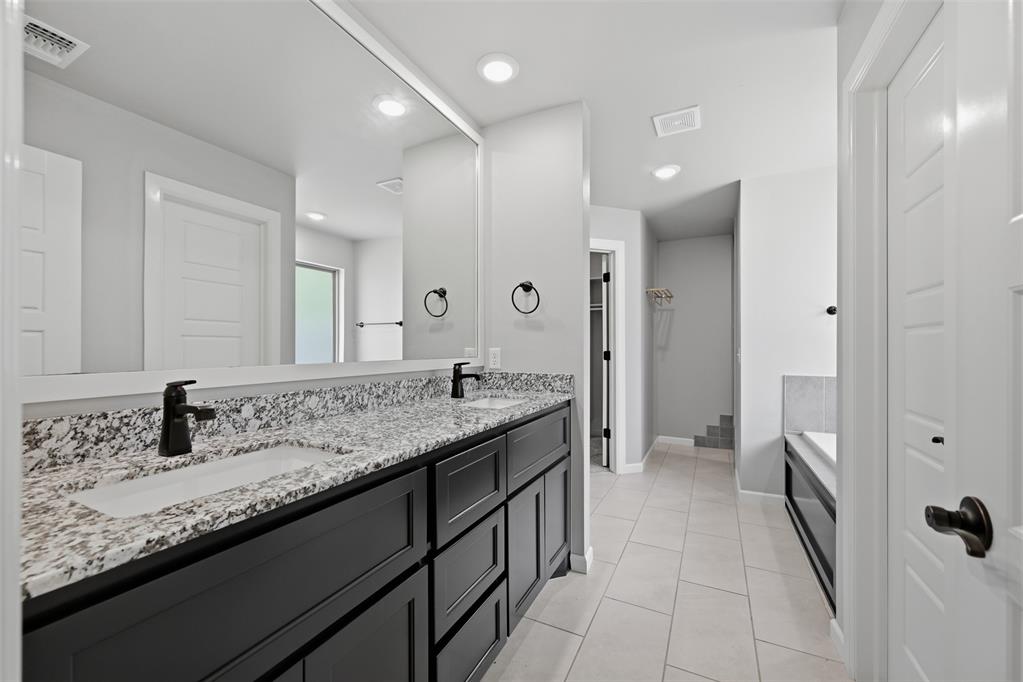 4320 Palmetto Trail Property Photo 16