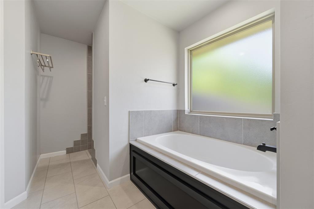 4320 Palmetto Trail Property Photo 17